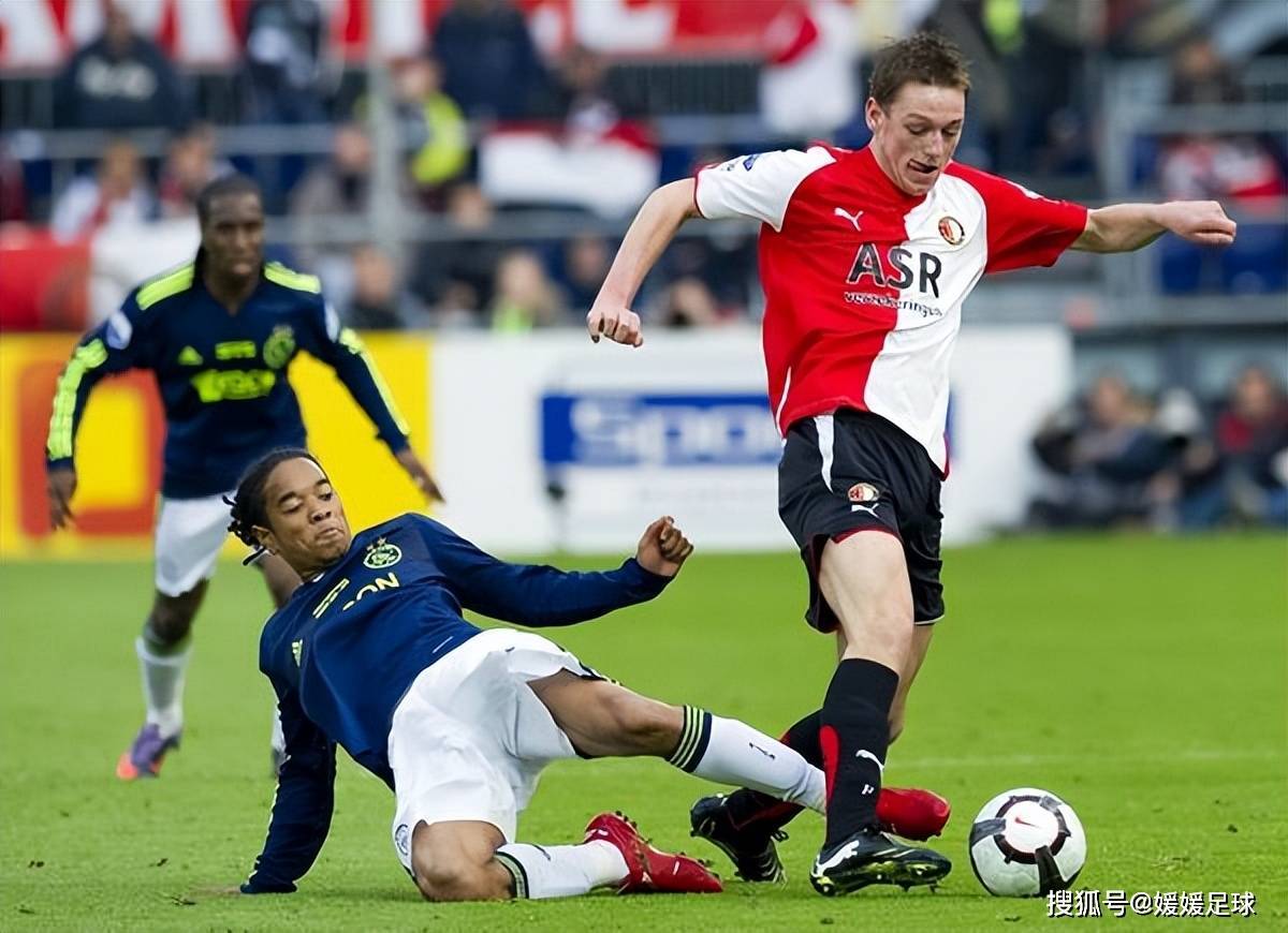 爱游戏APP-法兰克福清晨扳平良机，志在荷甲名次提升，底气十足，纪律约束更严格